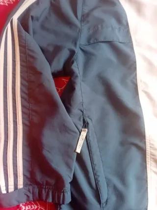 Chaqueta Adidas Beige/Gris Talla 42/44.