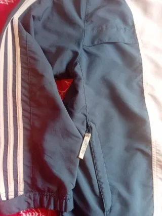 Chaqueta Adidas Beige/Gris Talla 42/44.