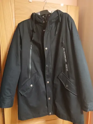 Parka Guess Negra Hombre