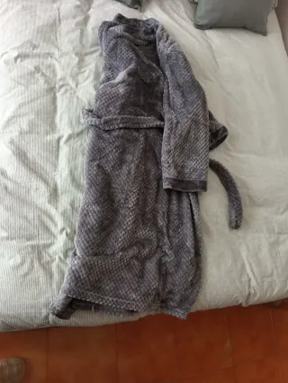 Albornoz gris Sin Estrenar
