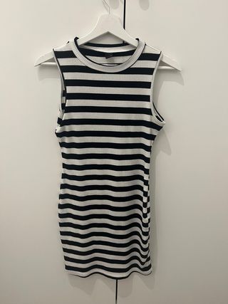 Vestido de verano a rayas