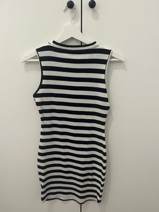 Vestido de verano a rayas