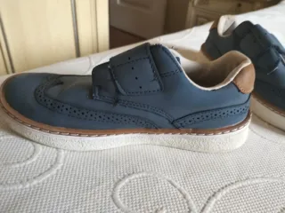 Zapatos niño talla 33