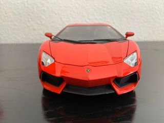 Lamborghini Aventador naranja