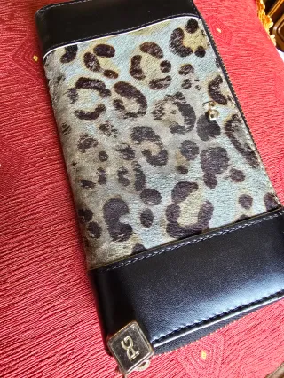 Purificación García Cartera Animal Print