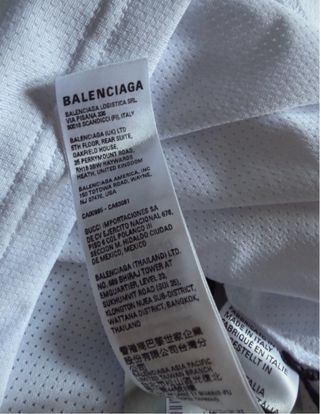 Camiseta Balenciaga Blanca Talla XS (Oversize)