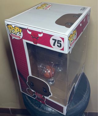 Funko Pop Michael Jordan 75 - Jumbo Pop!