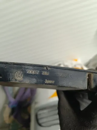 Grelhas parachoques dianteiro vw polo 6n