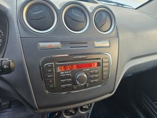 Ford Transit Connect 2011