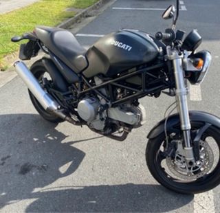 Ducati Monster 620 Dark IE Negra