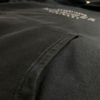 Sudadera Tommy Hilfiger con Capucha Negra