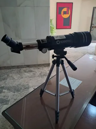 (Falta el visor de arriba)... Telescopio Ecoopro