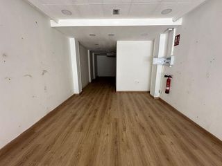 Local comercial en venta en Centre - Colomeres - Rambles en Gavà
