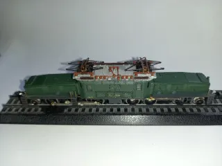 2 Locomotoras TRIX Escala N