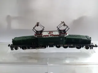 2 Locomotoras TRIX Escala N