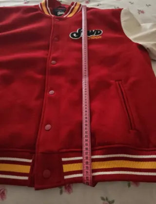 Chaqueta estilo beisbolera