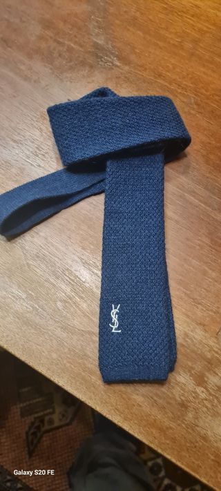 Cravatta Yves Saint Laurent blu