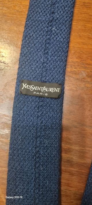 Cravatta Yves Saint Laurent blu