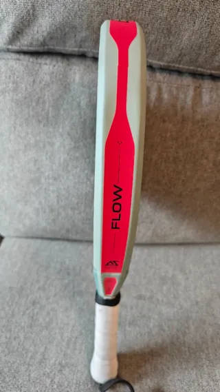 Pala de Pádel Bullpadel Flow Pro Ale Salazar