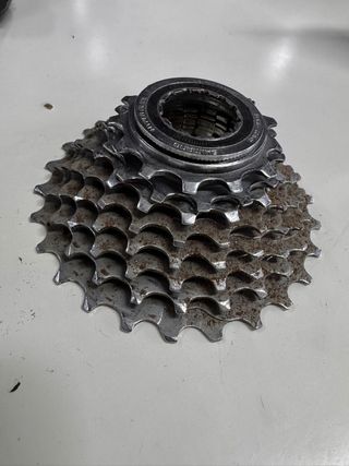 Cassete Shimano Hyperglide 8v 13-26t