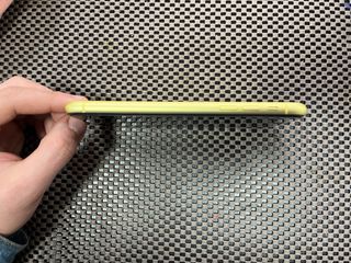 iPhone 11 64GB Giallo