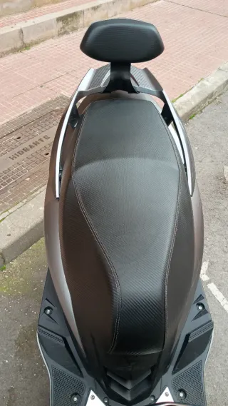 Moto Eléctrica Sunra Anger 125 Gris