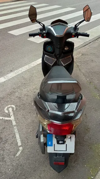 Moto Eléctrica Sunra Anger 125 Gris