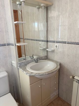 URGE! Mueble de baño con lavabo, grifo y espejo