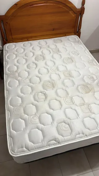 Cama 1.35 Madera y Tela