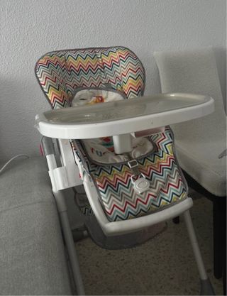 Trona de bebé con estampado divertido