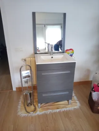 Mueble de baño completo gris y blanco