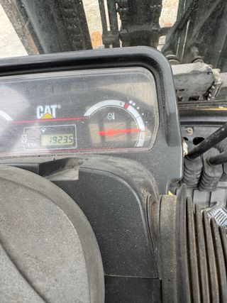 Carretilla Caterpillar 3 Toneladas