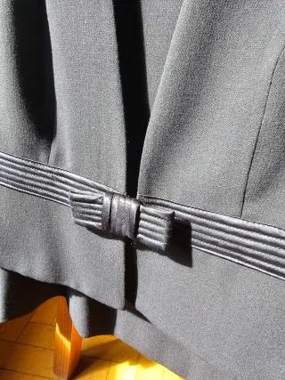 Traje de falda negro