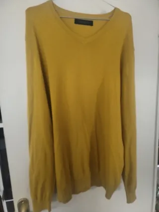 Jersey cuello V mostaza