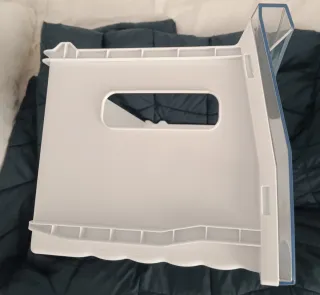 BANDEJA CONGELADOR BAJO HISENSE Mod.RD44M4GWD