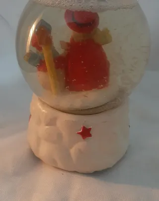 Bola de nieve musical con muñecos