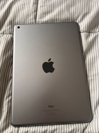 Apple iPad 6 128 GB Plata