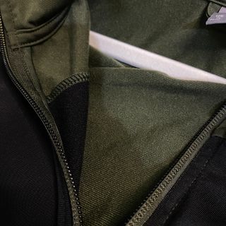 Chaqueta Puma Verde Oscuro Panel Negro