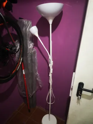 Lámpara de pie IKEA 180cm