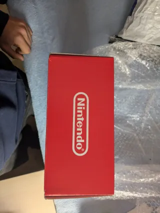 Nintendo Switch 2 + Mario Kart (sin estrenar)