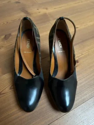 Scarpe con tacco Fendi originali