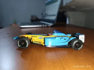 Scalextric F1 Renault Fernando Alonso