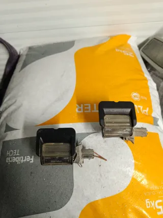 Luzes matrícula vw polo 6n