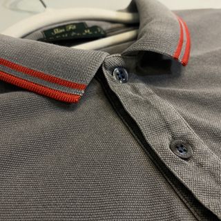 Polo Fred Perry Gris Detalles Rojo/Blanco