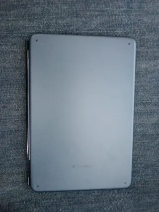 Teclado Logitech Bluetooth iPad Mini