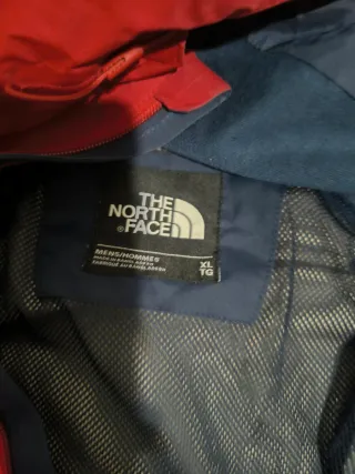 Chaqueta The North Face impermeable