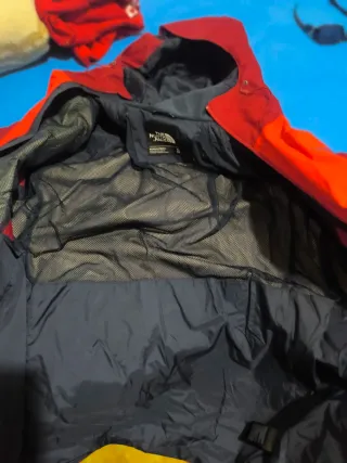 Chaqueta The North Face impermeable