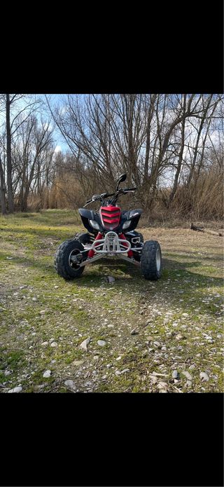 Yamaha Raptor 660R Quad Negro/Rojo