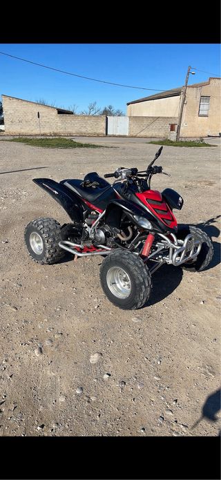 Yamaha Raptor 660R Quad Negro/Rojo