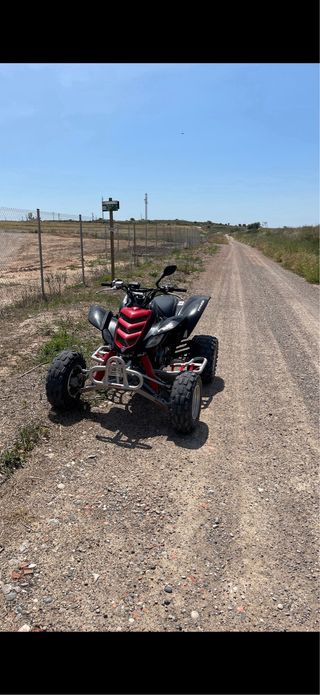 Yamaha Raptor 660R Quad Negro/Rojo